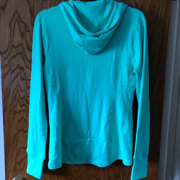 Workout pullover hoodie - Picture 2 of 5